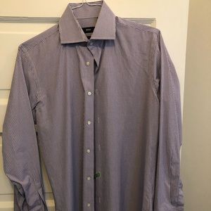 Boss Men’s purple check button down Medium